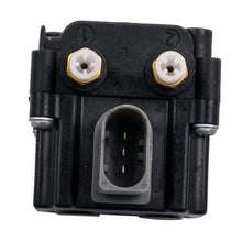 Load image into Gallery viewer, Air Suspension Compressor Valve Block suitable for BMW X5 E70 37206799419 37206859714 new