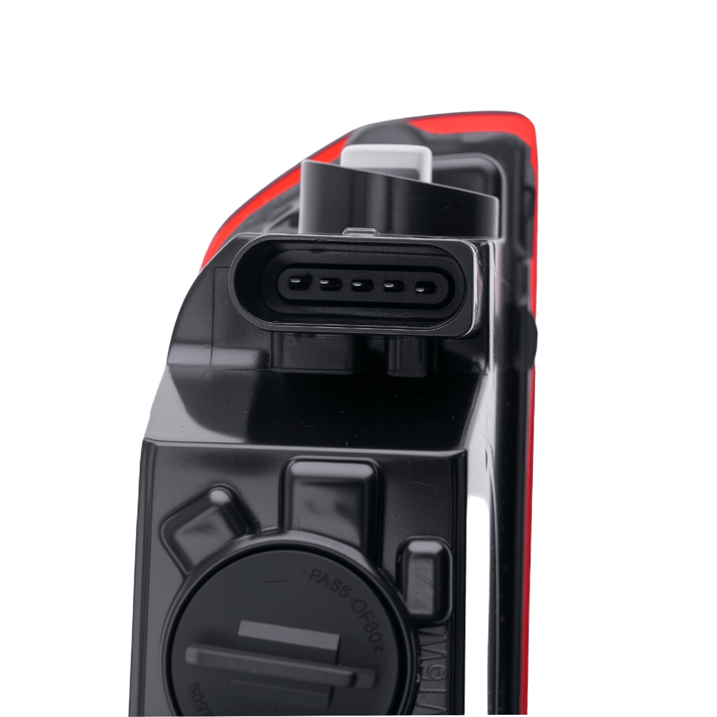 Left Rear Bumper Light Bulb suitable for Audi Q7 16-21 4M0945096
