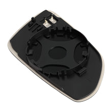 Load image into Gallery viewer, Buitenspiegelglas Beheizt links geschikt voor VW Polo 9A 9N 1.6 16V 2005-2009