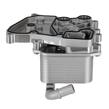 Load image into Gallery viewer, OIL COOLER ENGINE OIL COOLER front suitable for Audi A4 A5 A6 A7 A8 Q5 Q7 suitable for VW Touareg 3.0 059117015P