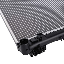 Load image into Gallery viewer, Aluminum Car Radiator suitable for Mercedes-Benz Viano W639 CDI 2.0 2.2 2003-2013