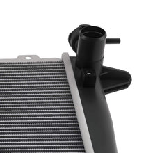 Load image into Gallery viewer, Radiator 6 Speeds suitable for Kia Sorento II XM 2.2 CRDi MT 2009-2015 510187N