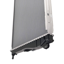 Load image into Gallery viewer, Aluminium Radiator suitable for BMW 135i E82/335xi E92 3.0L 2007-2013 MT 17117788904