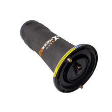 Load image into Gallery viewer, 2xAria Suspension Air Spring suitable for Land Rover Discovery 2 rear RKB101200G