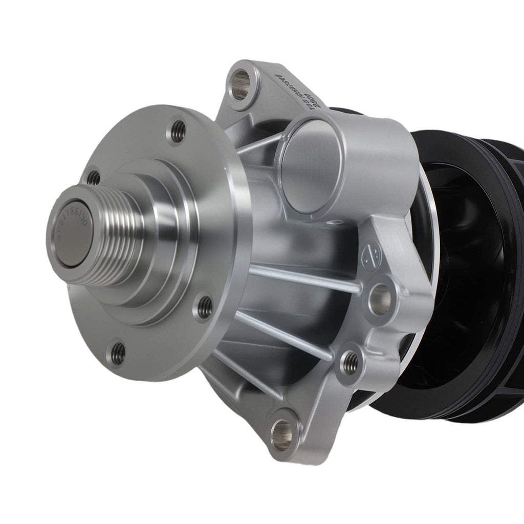 Water pump suitable for BMW M3 3.0L 1994-1995 X5 3.0L 2001-2006 StableDurable