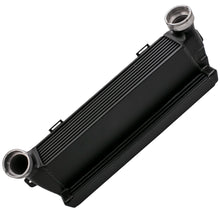 Load image into Gallery viewer, geschikt voor BMW 3 Series E90 E93 E92 E91 330d 335d Performance EVO 1 Intercooler
